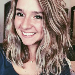 Meet your Posher, Abbey